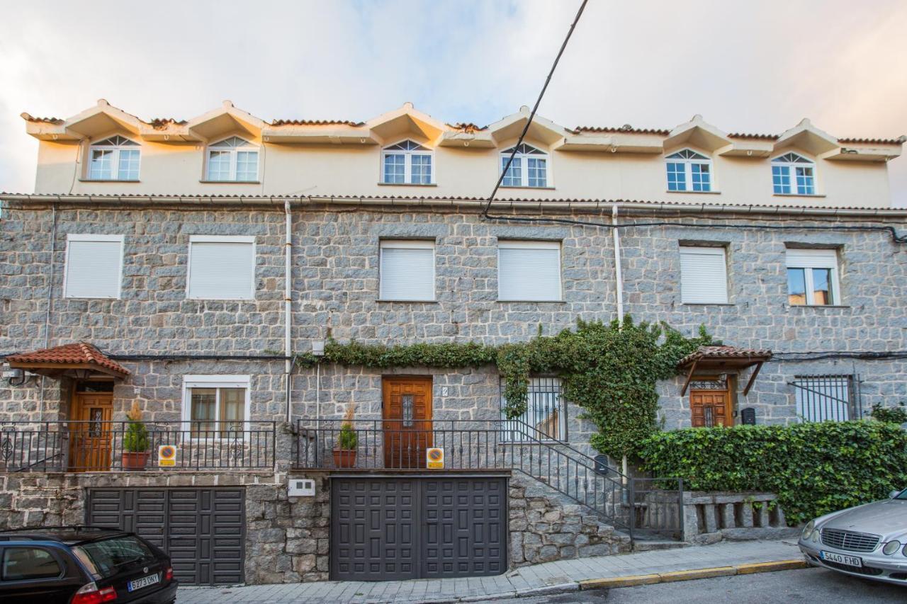 Apartamentos Turisticos Avila Villa Carmen III Eksteriør bilde